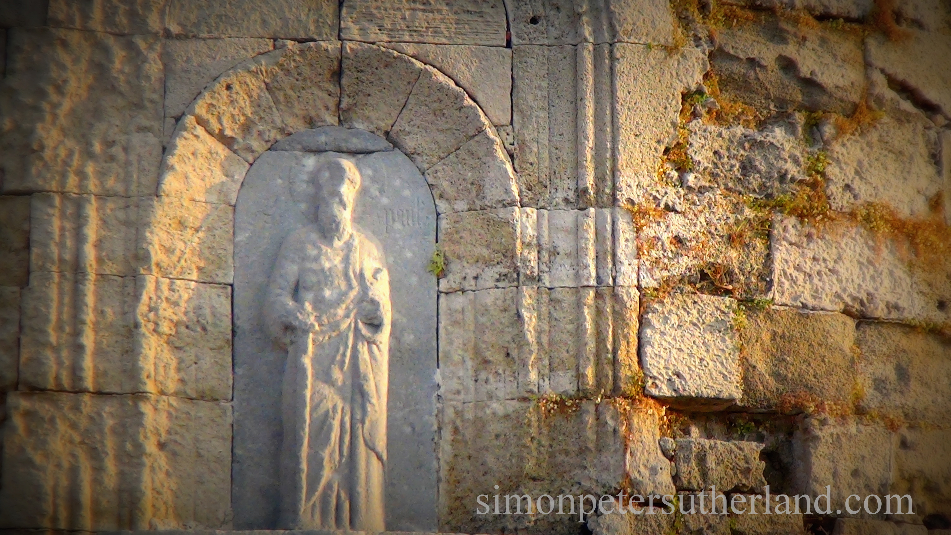 St. paul's Gate © 2019 Simon Peter Sutherland
